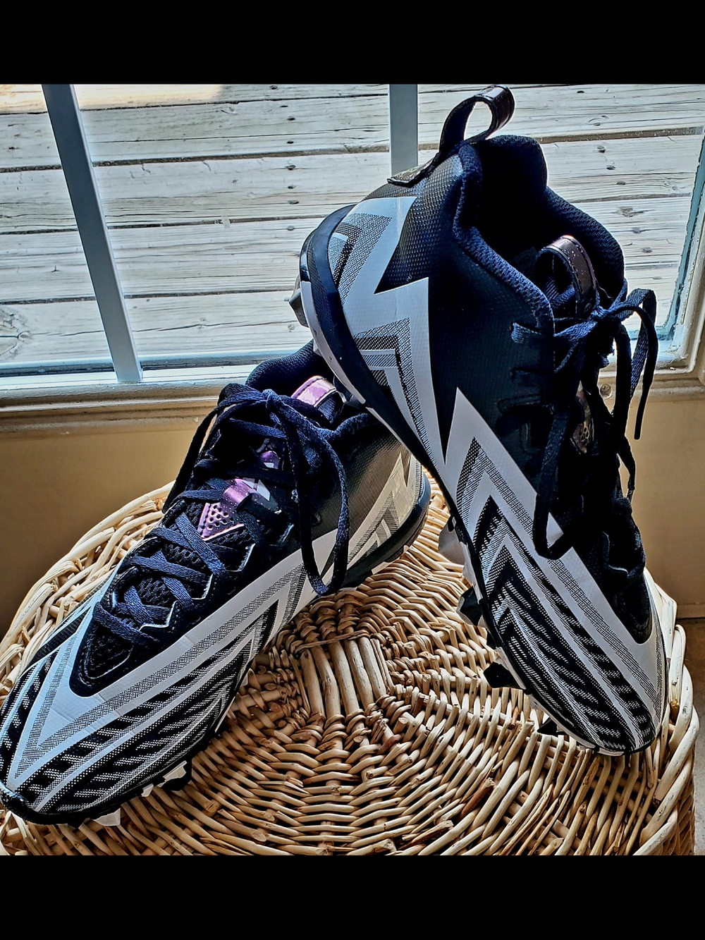 Adidas Men’s US 6 Freak Spark MD 23 - Inline Football Cleats, Style # HP5962